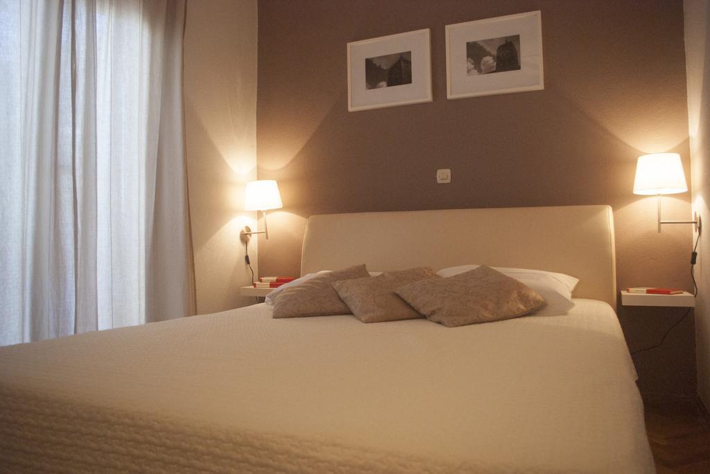 Apartments Vongula Trogir Exterior photo